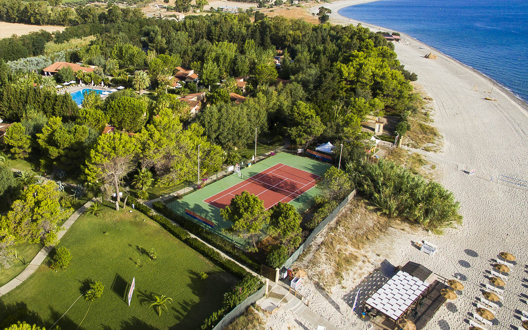 Cala Landrusa Beach Resort